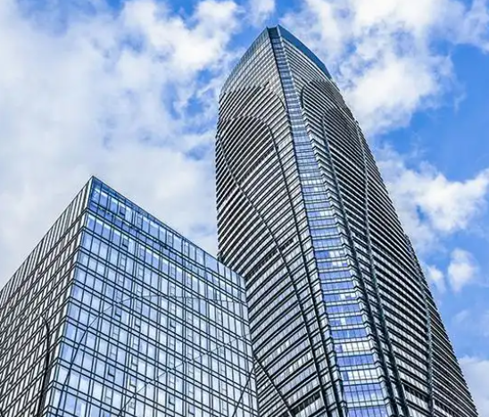 别墅庭院大门定制方案：铝合金材质与断桥铝门窗的搭配设计要点